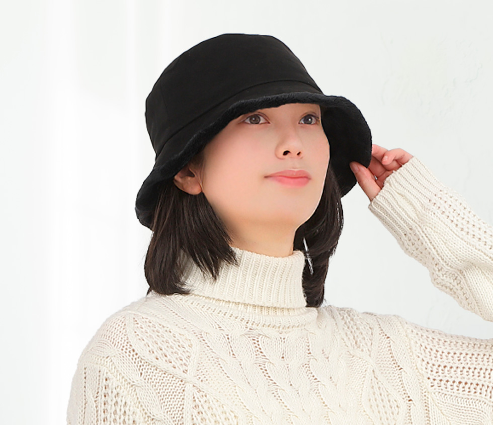 つい触りたくなる
しっとりなめらかなフェイクスェード